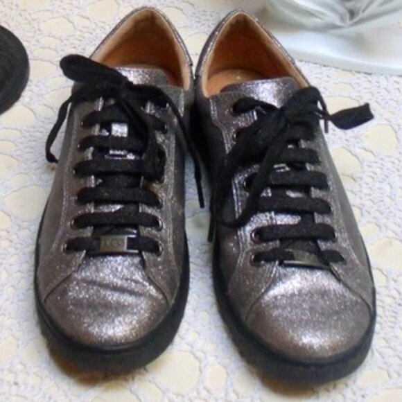 UGG Australia Milo Glitter Black Gunmetal Sneakers Tennis Shoes 1100213 Sz 8.5 - Picture 5 of 10